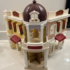 Calico Critters Grand Dept. Store